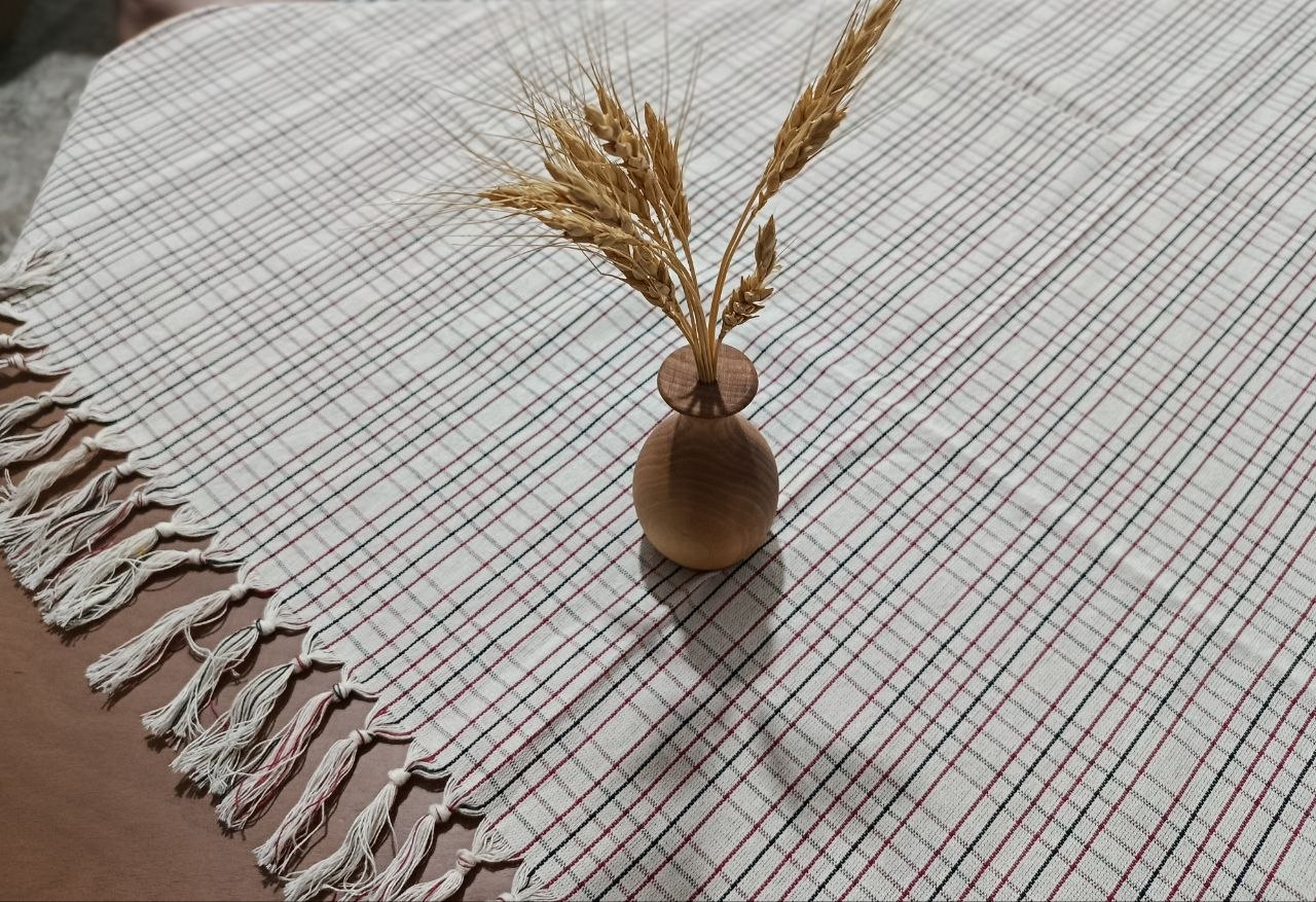 بقچه سنتی برند میرجلیلی کاربرد رومیزی و سفره نان با کیفیت عالی
